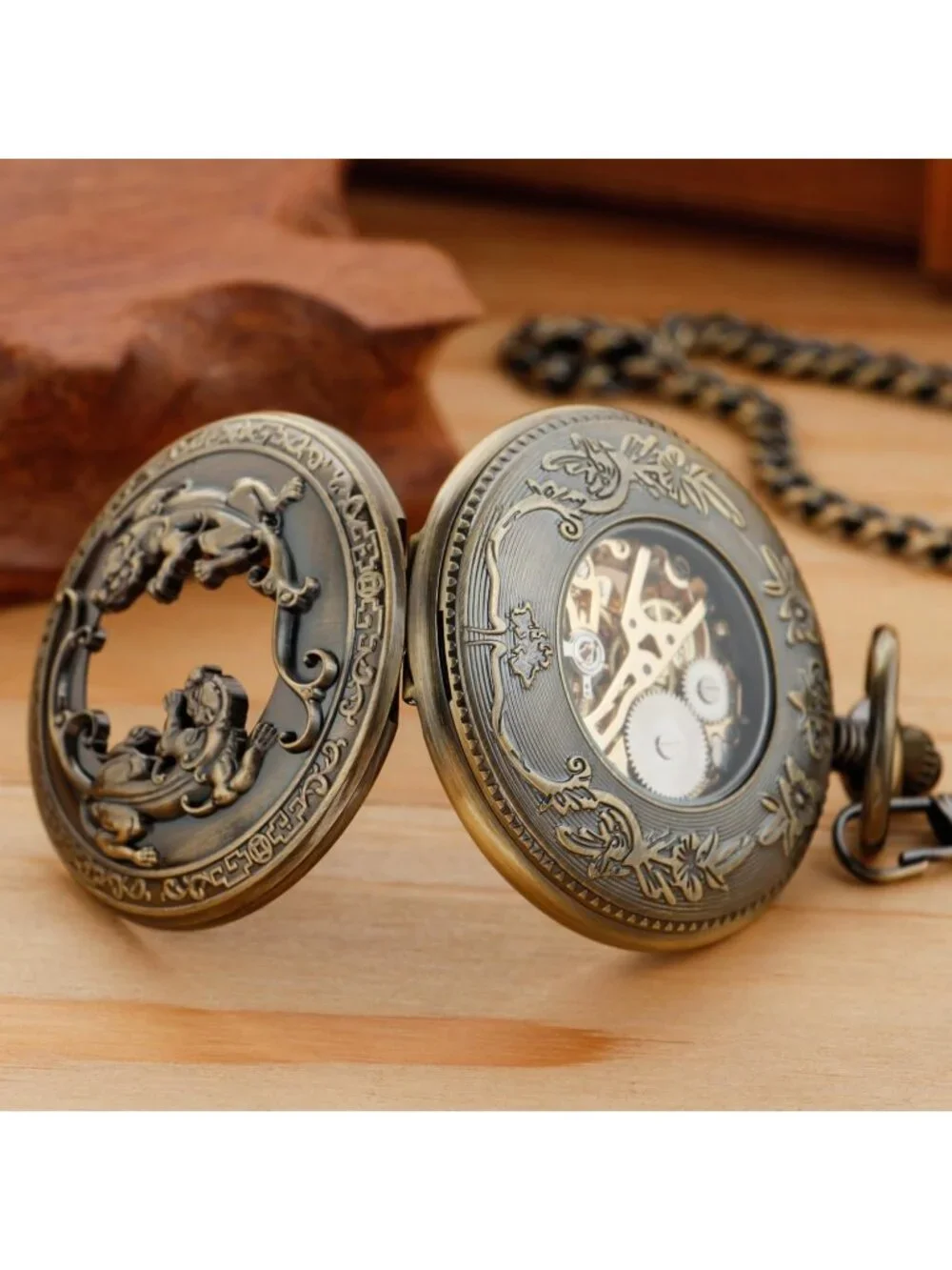 Men's Gold Bronze Wild Animals Skeleton Roman Numerals Mechanical Pocket Watch